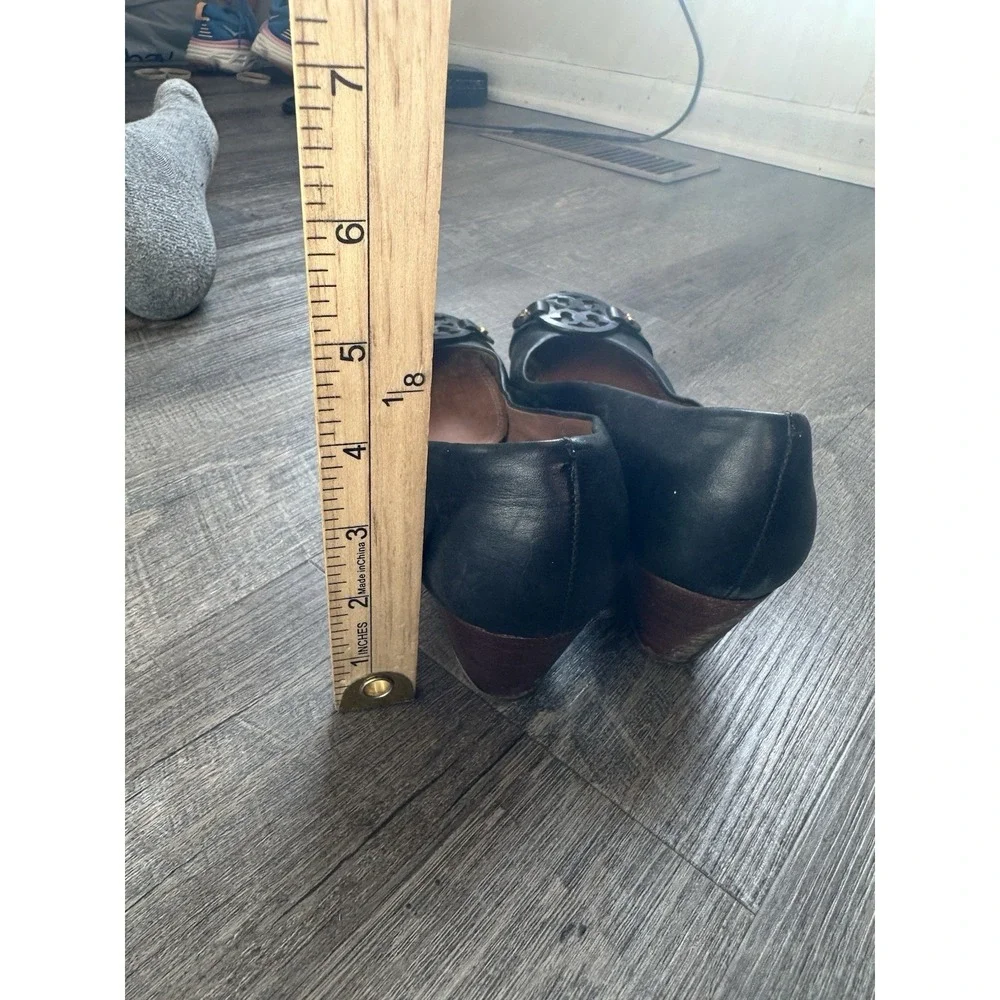 Tory Burch Women's Mini Miller‎ Black Wedge Leather Logo Pump Size: 8M EUC++++++